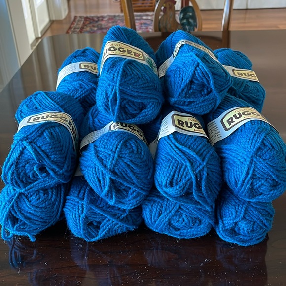 Other - Heatherblend Rugger Bulky yarn 18 balls